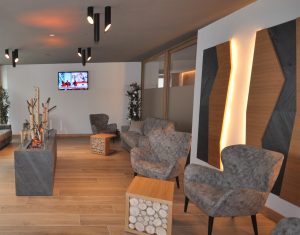 Hall Hotel